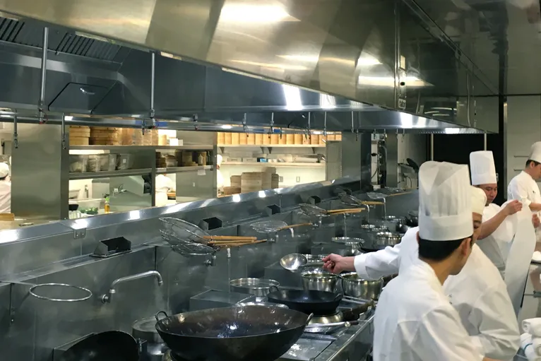 Can you have AC unit in a Gold Coast commercial kitchen? Absolutely yes! Learn how to stay cool with effective kitchen cooling methods.
