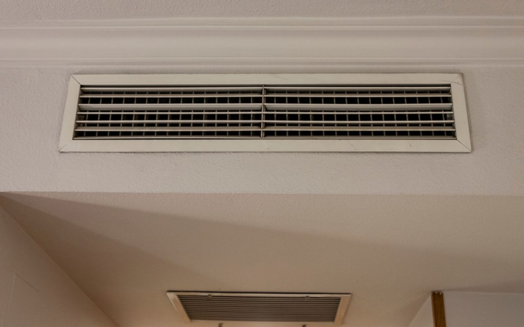 Innovative central air conditioners for hotels, delivering optimal indoor air quality and climate control.