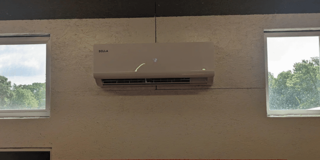 Wall-mounted split AC unit showing why air conditioning in gyms is essential for comfort, efficiency, and trusted by air conditioning Gold Coast experts.