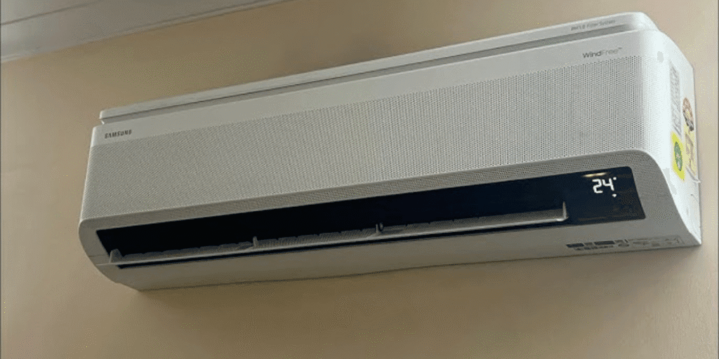 Modern Samsung air conditioner running at 24°C, contrasting with the need to recharge old air conditioner in outdated systems, supported by air conditioning Gold Coast experts.
