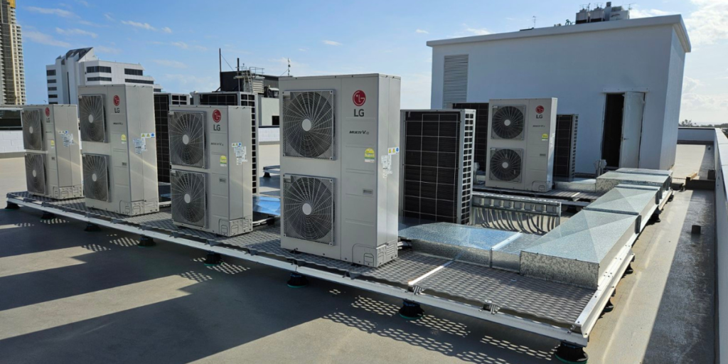 DEEPCHILL 2025 recap of large-scale rooftop installations, delivering reliable commercial air conditioning Gold Coast solutions for modern buildings.