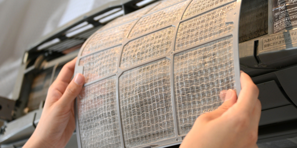 Hydro Clean in DEEPCHILL process for air conditioning Gold Coast, highlighting thorough filter cleaning to remove dust buildup in both residential and commercial air conditioning systems.