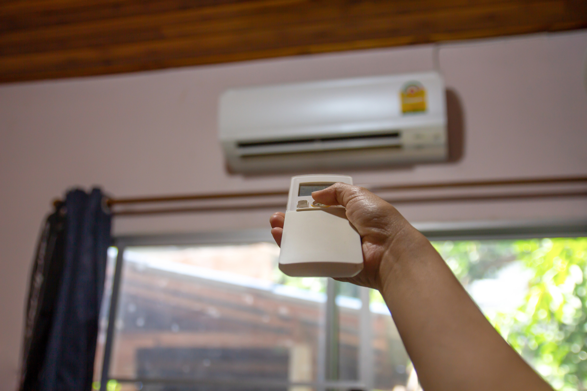 Daikin Vs Mitsubishi wall-mounted air conditioner controlled by remote, Best air conditioners in Australia for energy-efficient home cooling