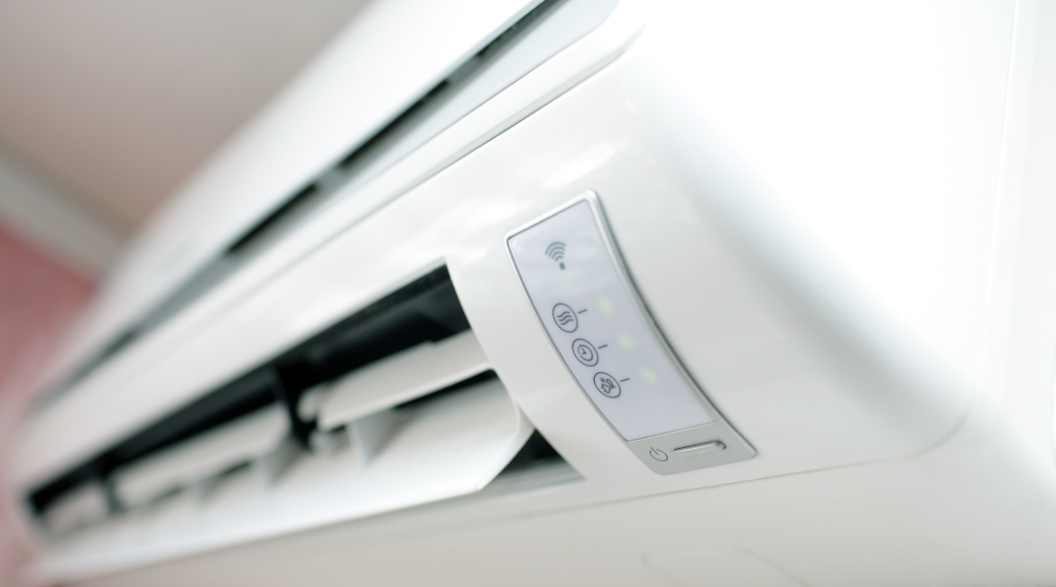 Sleek indoor wall-mounted unit, a popular choice for residential air conditioning Gold Coast due to its smart AI-driven energy savings.