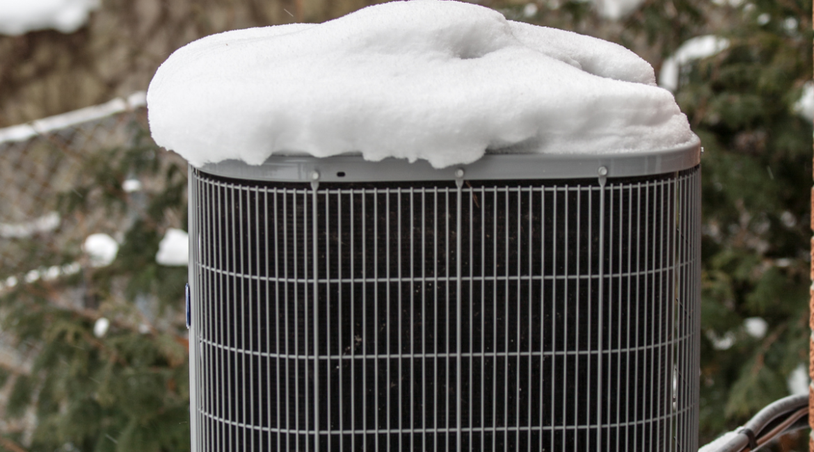 High-performance outdoor condenser for an LG DualCool AI system, a reliable choice for residential air conditioning Gold Coast households looking for year-round climate control.